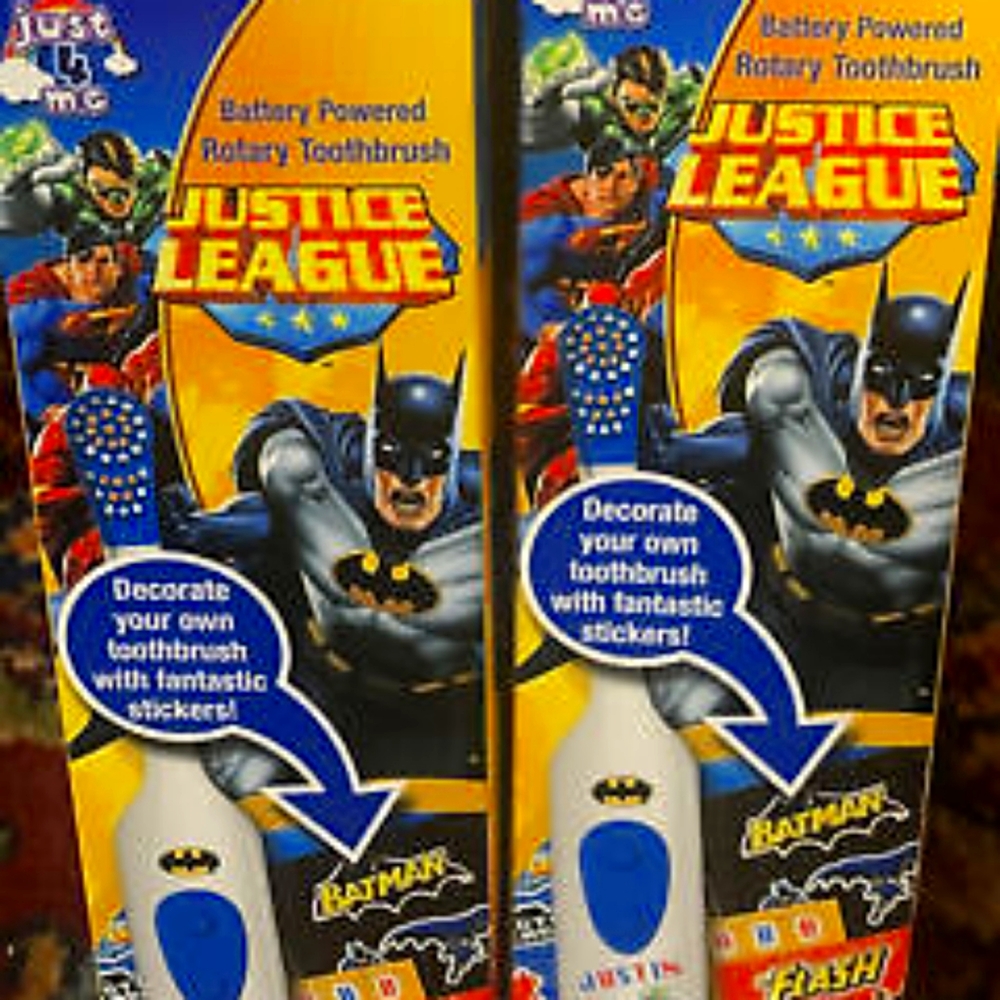 Justice League Battery Powered Rotary Toothbrush ~Soft~